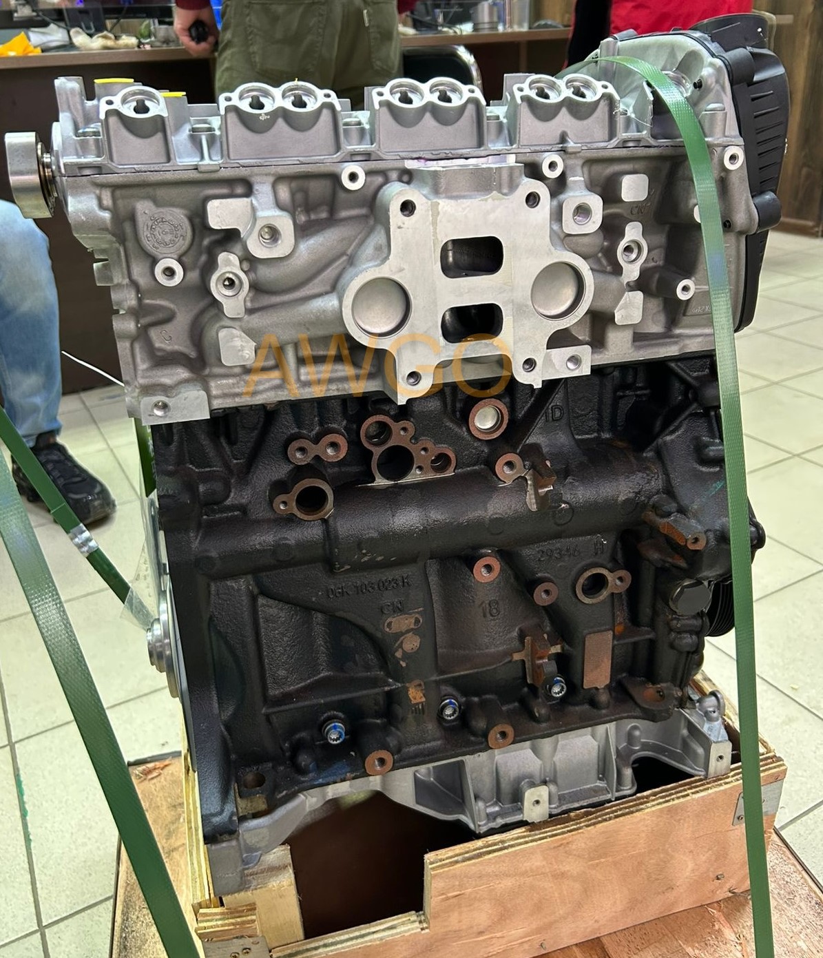 Двигатель в сборе CUH 2.0 л